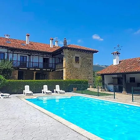 Hotel La Lomba